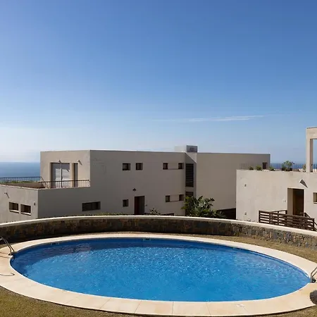 Modern, Elite Hillside W/sea & Mountain Views *